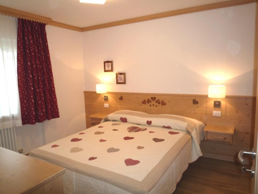 Apartamento Stella Alpina Campitello di Fassa Habitación foto