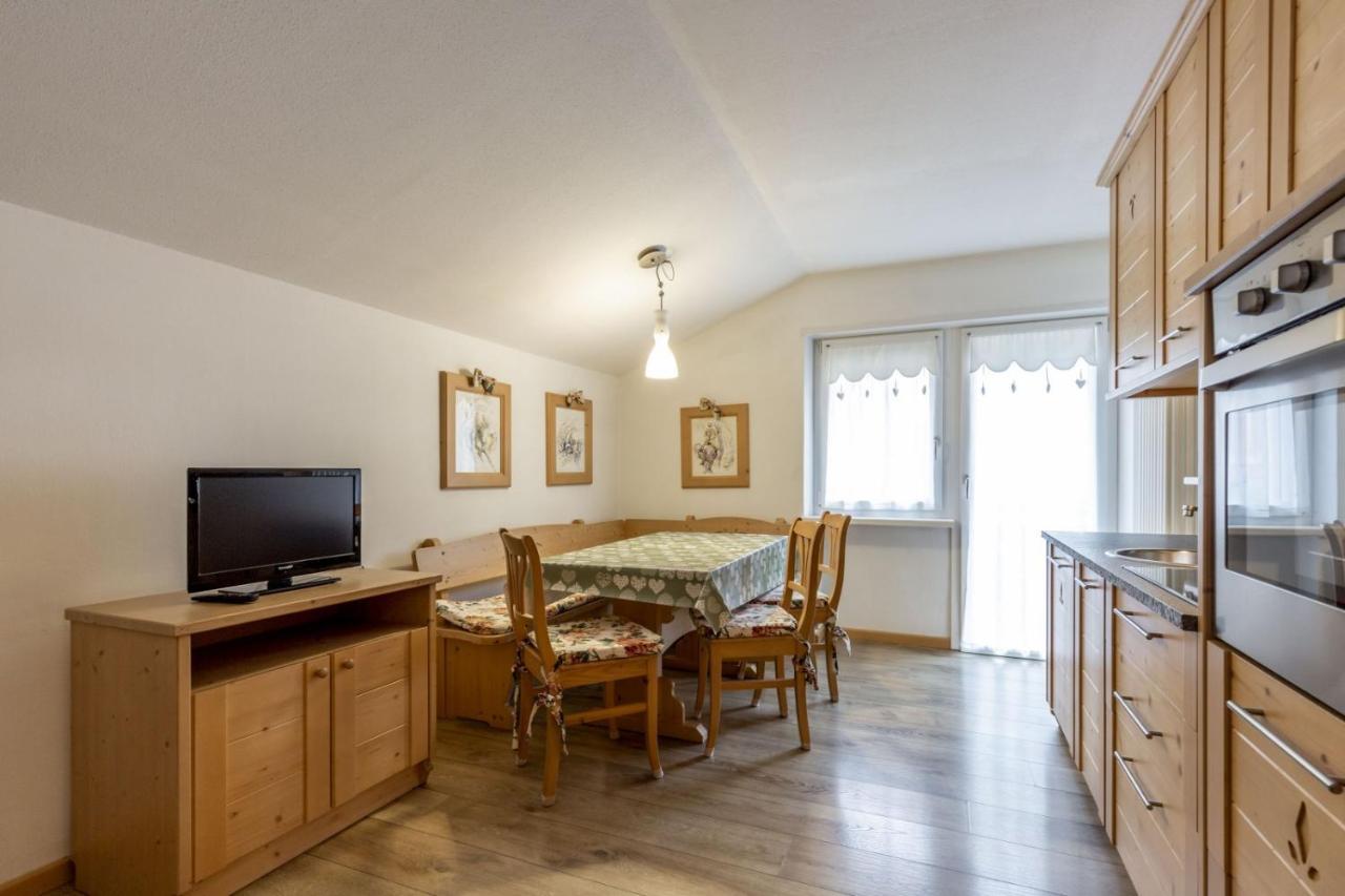 Apartamento Stella Alpina Campitello di Fassa Exterior foto